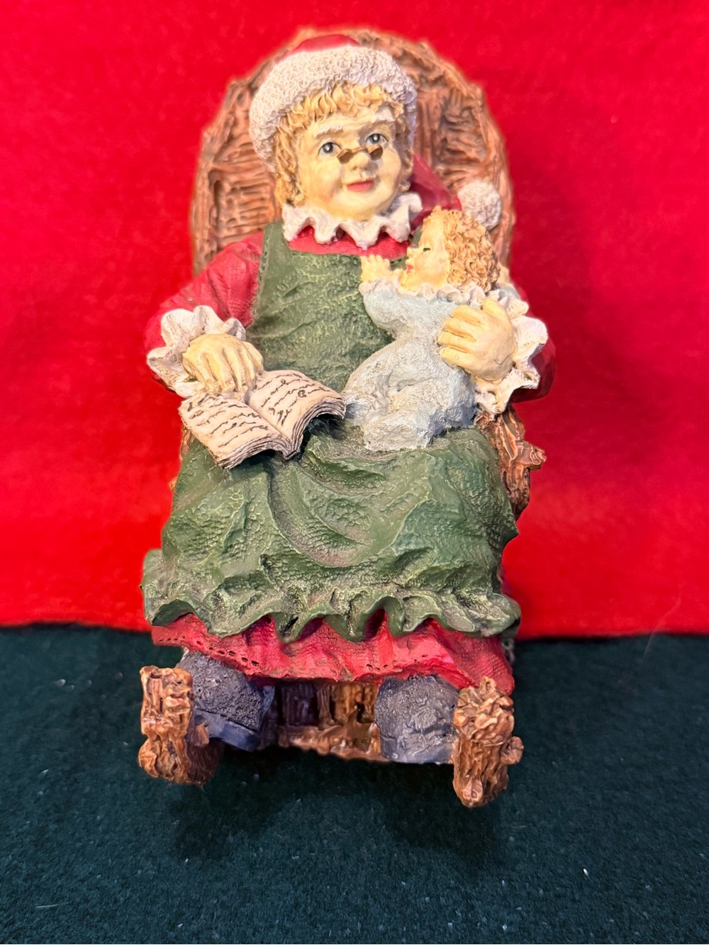 Vintage 1990s Holiday Traditions Mrs Claus music box